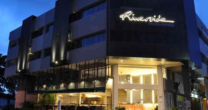 ภายนอกอาคาร Riverside Boutique Hotel & Cafe 