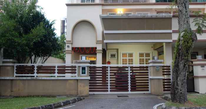 Exterior iBook 2 Homestay 