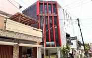 Exterior 7 Homestay Kemuning Solo