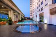 Swimming Pool Le Grandeur Mangga Dua Jakarta