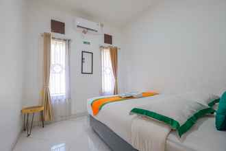 Bedroom 4 Homestay Jogokaryan Dekat Alun-Alun Kidul dan Malioboro by Simply Homy