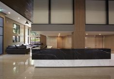 로비 7 Floral Blossom Sathorn