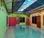 Lobby 2 Jovita Homestay Kupang 