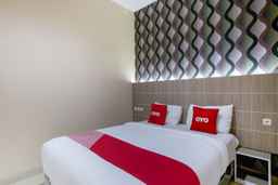 SUPER OYO 2320 Hotel Charvita, USD 17.92