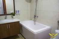 Toilet Kamar Marina Hotel Bac Ninh