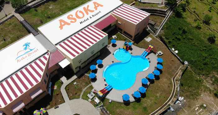 Kolam Renang Asoka Resort Banten