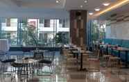 Restaurant 7 Travelite Hotel Legarda