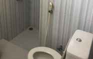 Toilet Kamar 7 Villa Vandrelie Mansion Kota Bunga Puncak