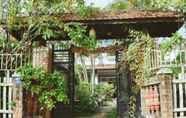 Bên ngoài 5 T'Garden Homestay