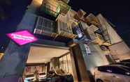 Lobi 4 Hotel Pantes Simpang Lima Semarang