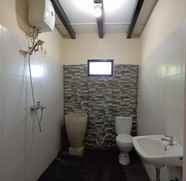 In-room Bathroom 3 Villa De Nusa Bhakti
