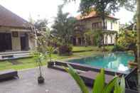 Hồ bơi Alit Bungalows Ubud