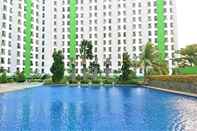 Swimming Pool Apartment Green Lake View Ciputat by Celebrity Room