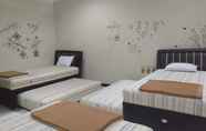 ห้องนอน 4 Hostel Eakon Shared Room Near Menoreh Talangsari