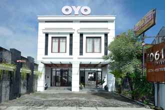 Luar Bangunan 4 OYO 690 The 1061 Hom Syariah Near RSI Hidayatullah