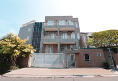 외관 2 OYO 3698 Koen View