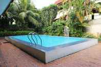 Swimming Pool Griya Patria Residence