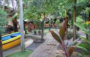 ร้านอาหาร 4 Bamboe Inn Homestay 