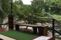 Lobi Tharnnam River Resort