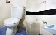 Toilet Kamar 4 Comfy Room at Jalan Narada