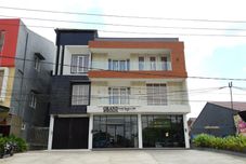 外部的 Grand Suryanata Guest House Syariah