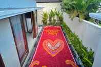 Kolam Renang The Sakaye Villas & Spa