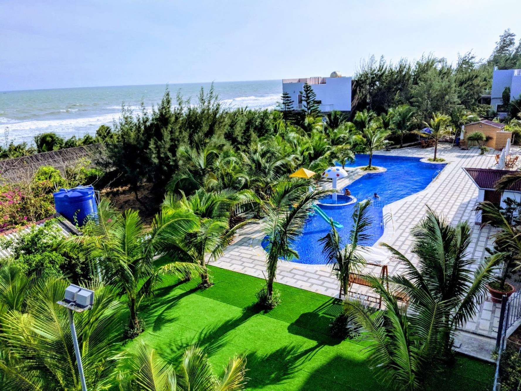 Oceanward Hotel & Resort - Khách sạn 3 sao ở Vũng Tàu có hồ bơi