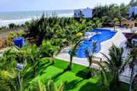 Kolam Renang Oceanward Hotel & Resort 