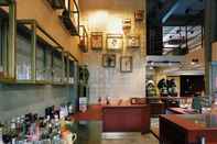 Quầy bar, cafe và phòng lounge Golden House Bangkok 