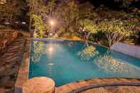 Swimming Pool Grace Hill Villa Lubuk Minturun