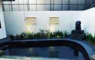 Swimming Pool 7 Cozy Residence Wedasari Bali