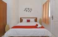ห้องนอน 3 Cozy Residence Wedasari Bali