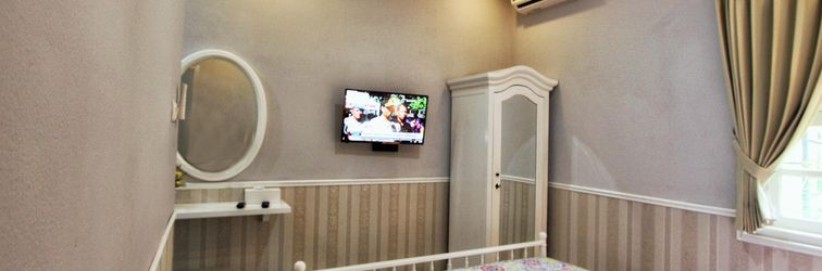 Lobby Omah Madam Bed and Breakfast