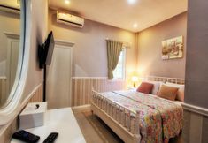 Bedroom 6 Omah Madam Bed and Breakfast