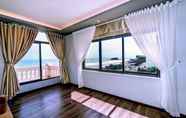Bedroom 7 Thu Trang Beachfront Hotel