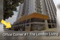 Exterior The London Living City Light Ciputat Sharia