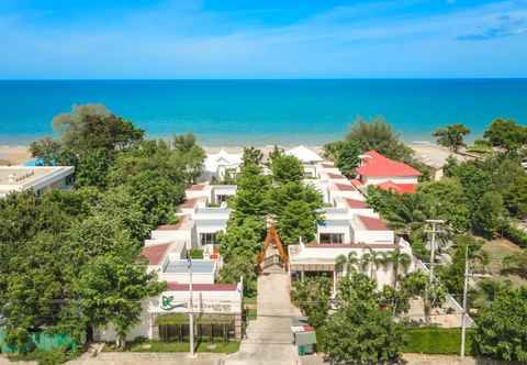 Nearby View and Attractions De Chaochom Hua-Hin