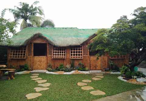 Bangunan Traditional Filipino Transient House