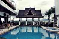 Swimming Pool Prime Asia Hotel
