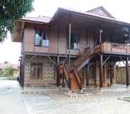 Lobby 2 Truntum Village Near Pantai Tanjung Kelayang