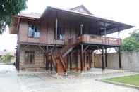 Lobby Truntum Village Near Pantai Tanjung Kelayang