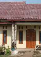 EXTERIOR_BUILDING Homestay Family Ciletuh by Bangbang