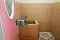 Toilet Kamar Villa Kenari