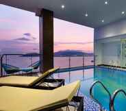 Swimming Pool 6 Crown Hotel Nha Trang	