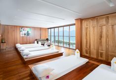Accommodation Services 3 Sunny Ocean Hotels & Spa