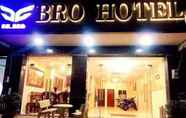 Bên ngoài 6 Bro Hotel