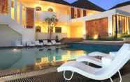 Kolam Renang 3 Agung Putra Hotels & Apartments