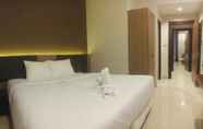 Bedroom 6 RedDoorz Plus near Lippo Mall Kemang 2