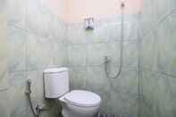 In-room Bathroom Sky Residence Cengkeh 1 Medan 