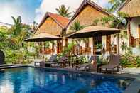 สระว่ายน้ำ Alam Selumbung Resort Penida